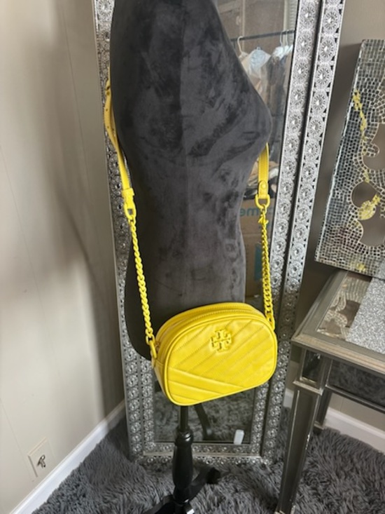Tory Burch Handbags - 💕Tory Burch Kira Chevron‎ Powder Coated Camera Bag Crossbody